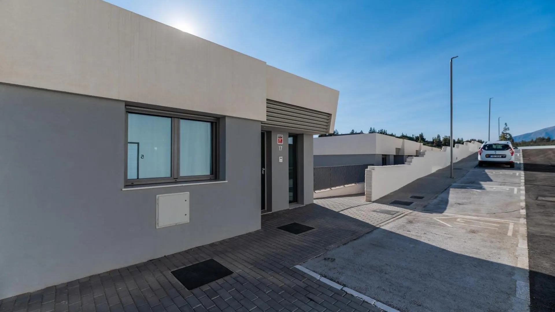 New Elegant 3Br Townhouse In Chaparral Golf & Spa & Gym El Faro 0*,  Spain